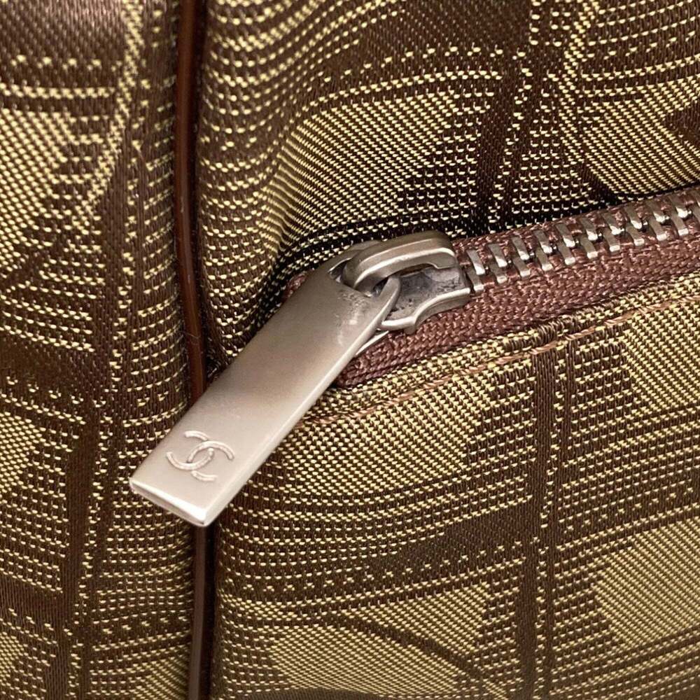 CHANEL Green Backpack - Picture 15 of 16
